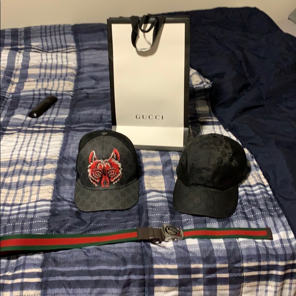 2 amazing Gucci hats, and a vintage belt.